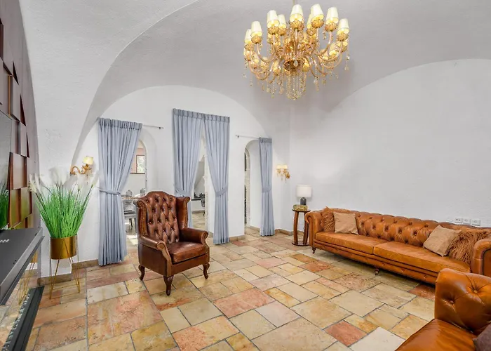 Nina Luxury Yamin Moshe